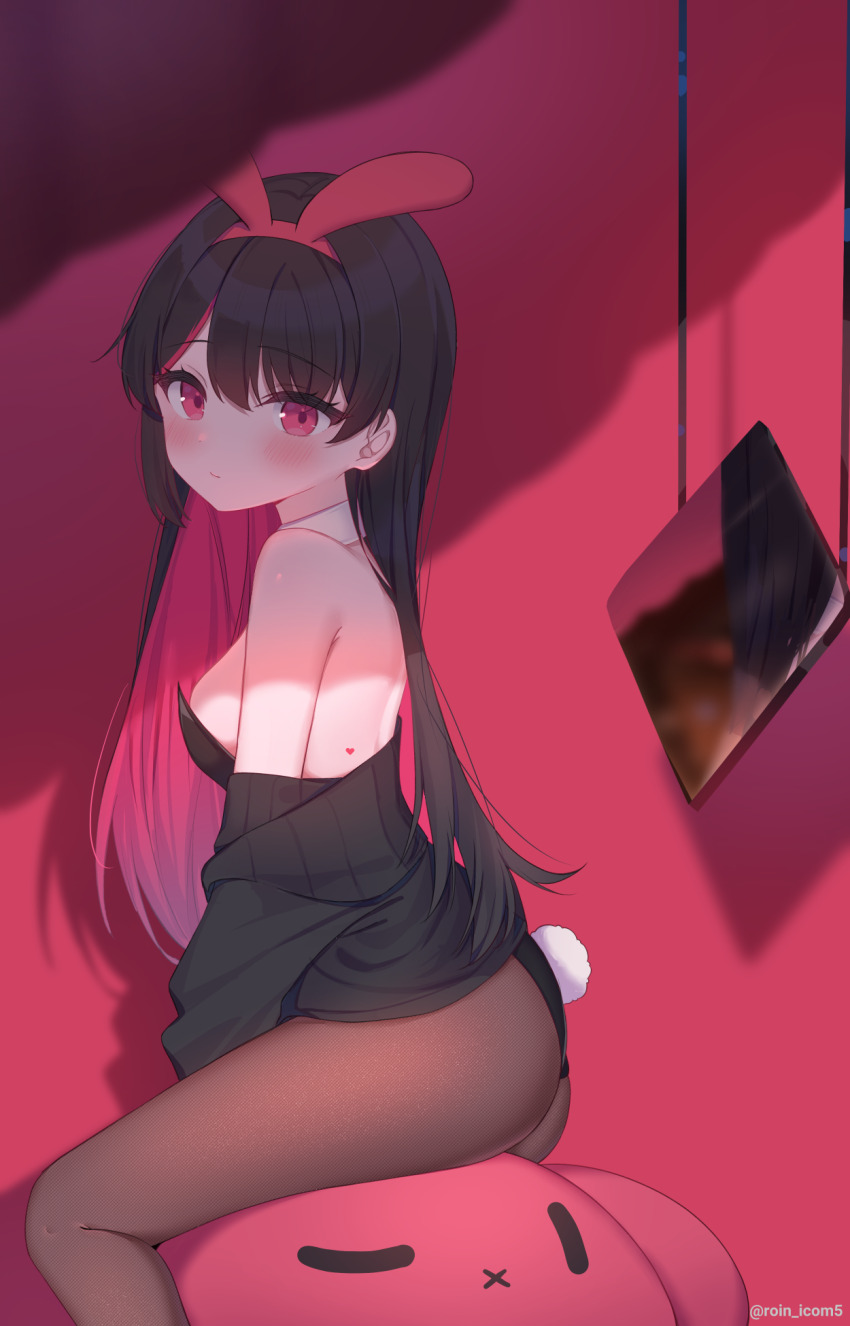 1girl animal_ears bare_shoulders black_hair black_jacket black_leotard blurry blurry_foreground breasts brown_pantyhose closed_mouth collar commentary_request depth_of_field detached_collar fake_animal_ears feet_out_of_frame from_side hairband highres indie_virtual_youtuber jacket koucha_latte leotard long_hair looking_at_viewer looking_to_the_side medium_breasts mirror multicolored_hair off_shoulder pantyhose playboy_bunny rabbit_ears rabbit_tail red_eyes red_hair red_hairband reflection roin sitting solo strapless strapless_leotard tail two-tone_hair very_long_hair virtual_youtuber white_collar x_mouth