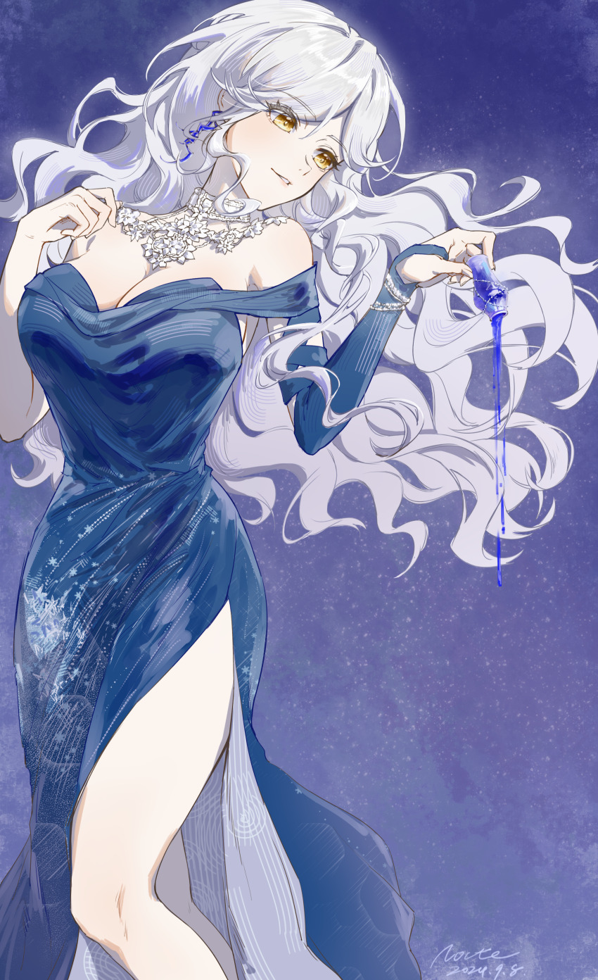 1girl absurdres artist_name bare_shoulders blue_background blue_dress bottle breasts cleavage dated dress earrings enioreh eternity_(reverse:1999) feet_out_of_frame floating_hair grin hands_up head_tilt highres holding holding_bottle jewelry large_breasts long_dress long_hair looking_to_the_side necklace off-shoulder_dress off_shoulder pouring reverse:1999 side_slit signature single_bare_arm single_sleeve smile solo wavy_hair white_hair yellow_eyes