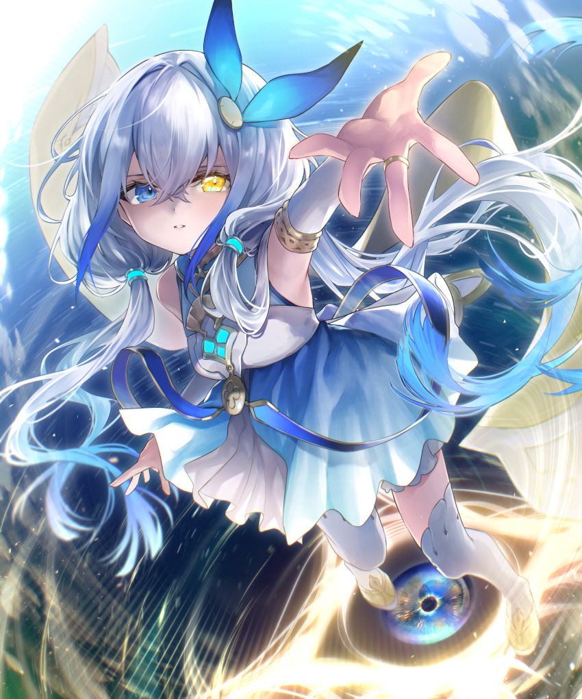1girl amatsuji bare_shoulders blue_dress blue_eyes colored_tips commentary_request detached_sleeves dress gradient_hair grey_hair heterochromia highres long_hair low_twintails multicolored_dress multicolored_hair reaching shadowverse shadowverse:_worlds_beyond sleeveless sleeveless_dress solo thighhighs twintails velharia_(shadowverse:_worlds_beyond) white_dress white_sleeves white_thighhighs yellow_eyes