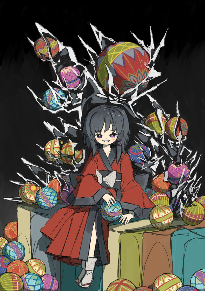 1girl absurdres ball black_background black_hair commission full_body hair_ornament highres holding holding_ball japanese_clothes kimono long_hair long_sleeves looking_at_viewer neruzou original pixiv_commission purple_eyes red_kimono sandals sitting smile socks solo temari_ball white_socks wide_sleeves zouri