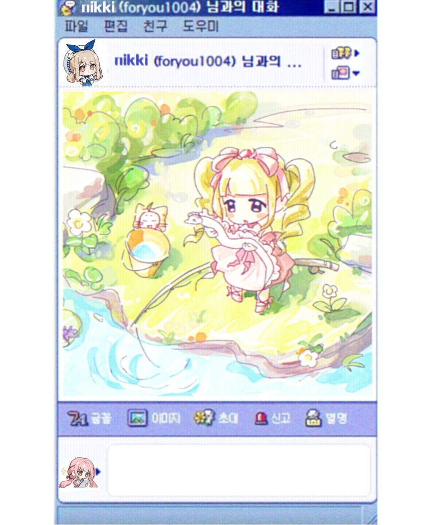 1girl animal blonde_hair blush_stickers bow brown_eyes bubbly_voyage_(infinity_nikki) bucket cat chibi chinese_commentary choker clothed_animal commentary_request day detached_sleeves dress drill_hair eel fish fishing_rod flower footwear_bow grass hair_bow highres holding holding_animal holding_fish infinity_nikki jintianshigehaotianqine korean_text long_hair looking_at_another medium_dress momo_(nikki) nikki_(nikki) nikki_(series) outdoors pink_bow pink_choker pink_dress pink_ribbon_eel_(infinity_nikki) pink_ribbon_waltz_(infinity_nikki) pink_shoes pink_sleeves pleated_dress ripples shadow shell_hair_ornament shoes short_sleeves social_network standing strapless strapless_dress stream twin_drills twintails waist_bow water white_cat white_flower