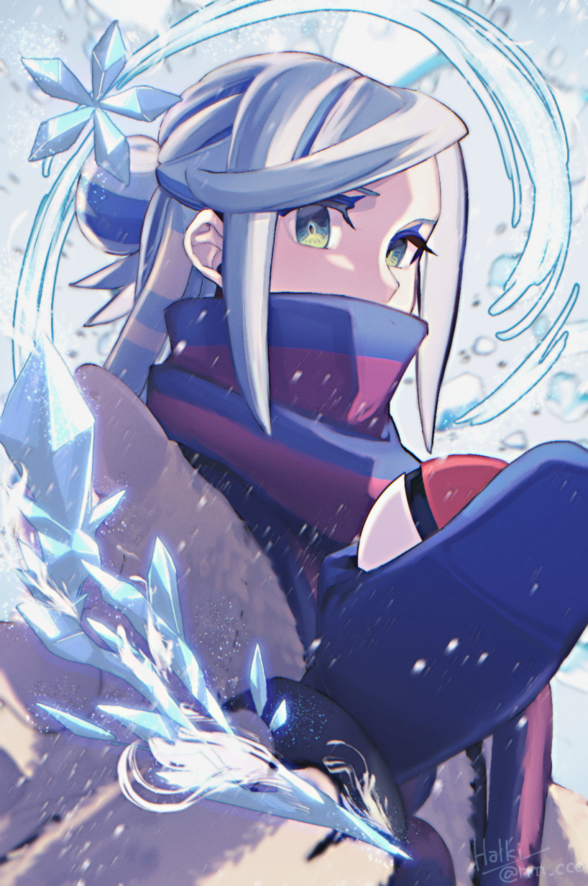 1boy ao_haruki blue_mittens blue_scarf blurry commentary_request grusha_(pokemon) hair_bun hand_up highres holding holding_poke_ball long_hair long_sleeves male_focus mittens nintendo poke_ball poke_ball_(basic) pokemon pokemon_sv scarf sidelocks solo two-tone_scarf upper_body white_hair