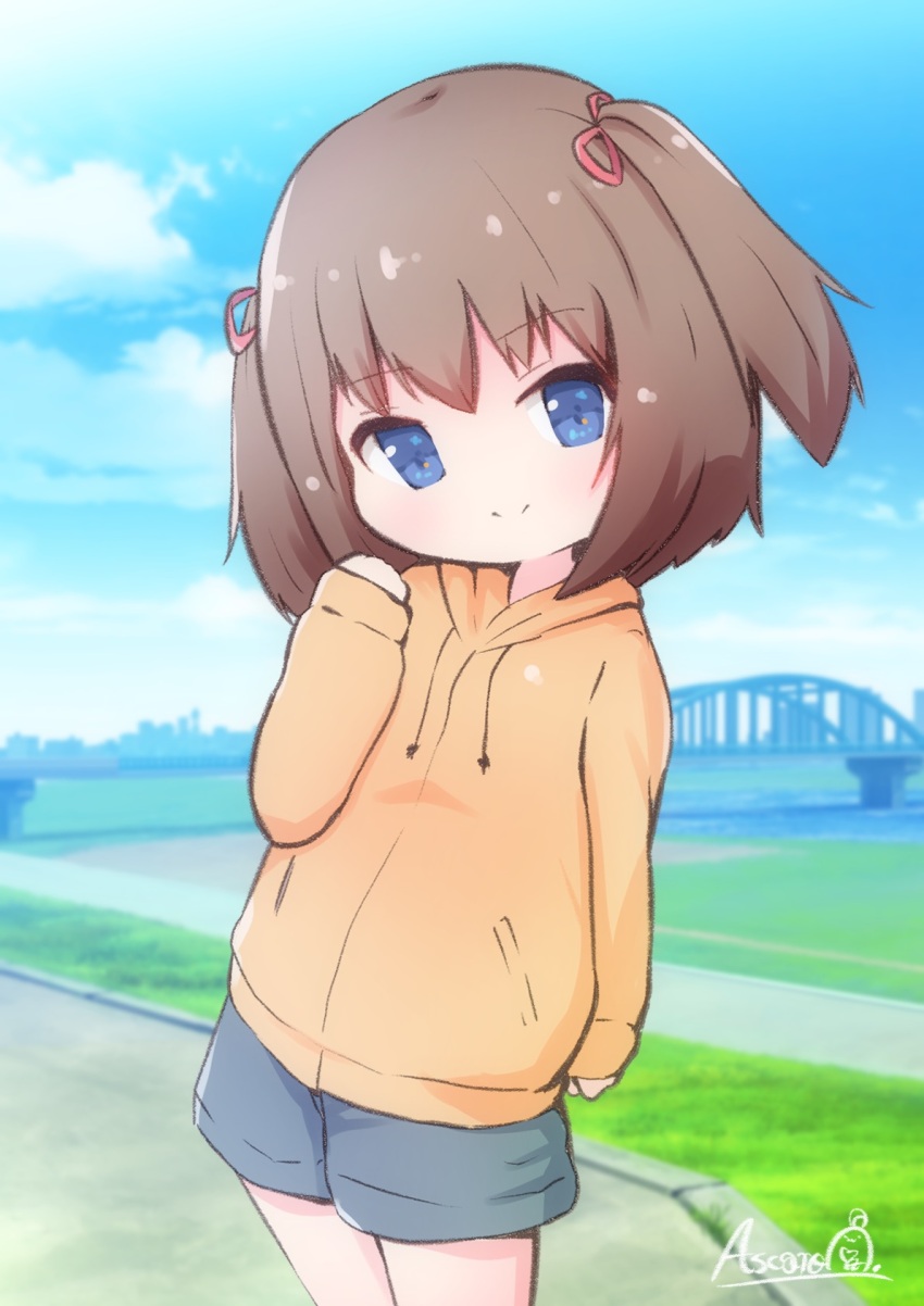 1girl arm_behind_back ascaro asymmetrical_bangs blue_eyes brown_hair child choppy_bangs commentary_request eyebrows_hidden_by_hair grey_shorts hair_tie head_tilt highres hood hoodie leaning_back long_sleeves looking_at_viewer no_nose original outdoors pale_skin puffy_cheeks short_hair short_twintails shorts smile smug solo standing twintails yellow_hoodie