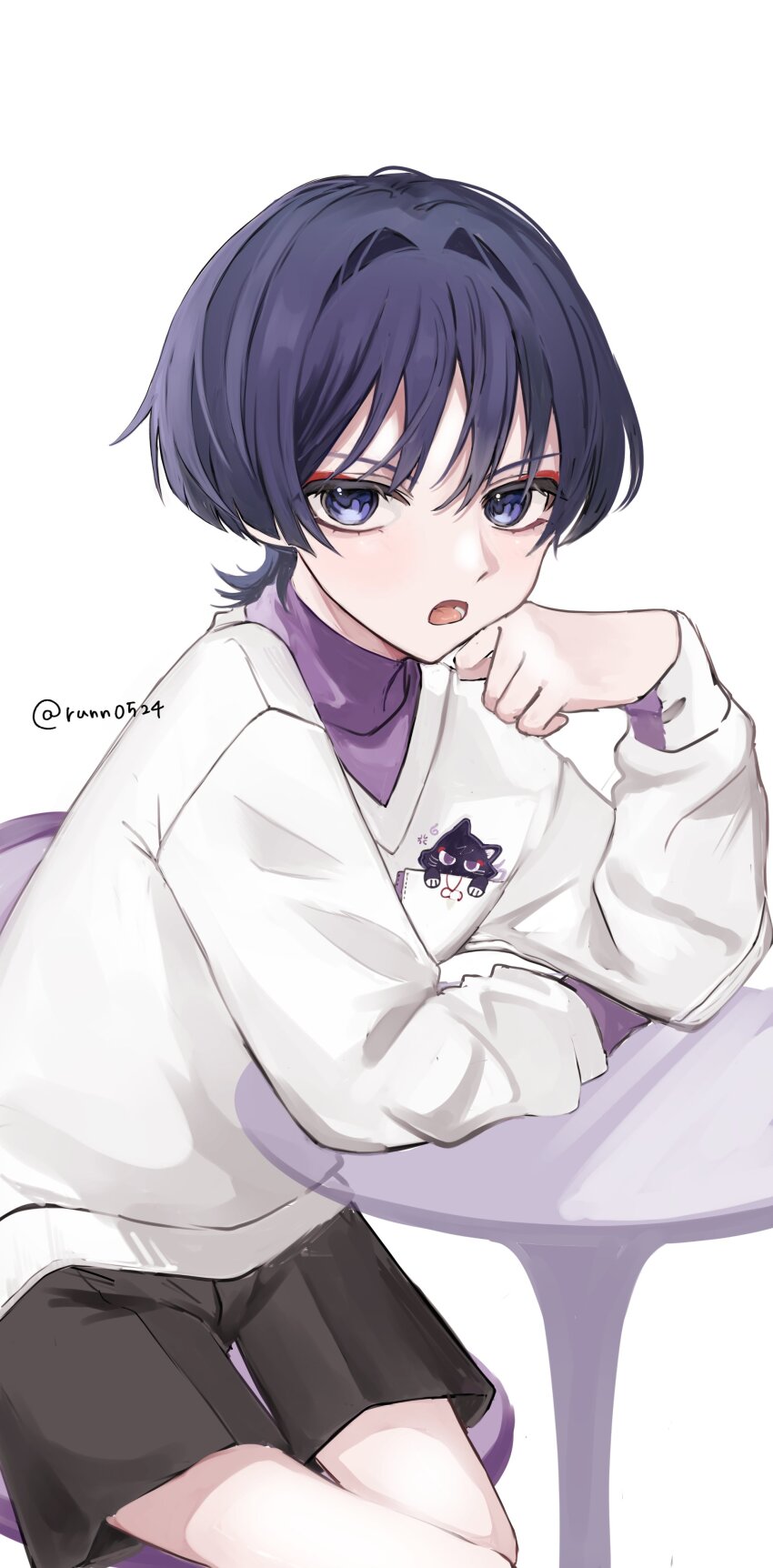 1boy absurdres arm_rest black_hair black_shorts blunt_ends casual chair contemporary elbow_rest eyelashes eyeliner eyeshadow genshin_impact hair_intakes hand_on_own_cheek hand_on_own_face hand_up head_rest highres layered_shirt long_sleeves looking_at_viewer lower_teeth_only makeup male_focus official_alternate_costume open_mouth purple_eyes purple_shirt red_eyeliner red_eyeshadow runn0524 scaramouche_(cat)_(genshin_impact) scaramouche_(genshin_impact) shirt shorts sitting solo table teeth tongue turtleneck turtleneck_shirt twitter_username undershirt v-neck wanderer_(fairy_tale_cat)_(genshin_impact) wanderer_(genshin_impact) white_background white_shirt white_sleeves wispy_bangs