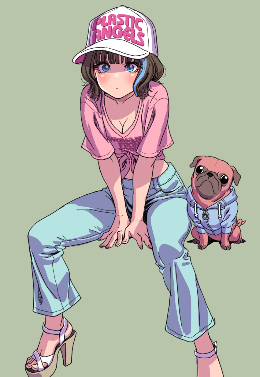 1girl absurdres ange_(plastic_angels) animal baseball_cap blue_eyes blue_hair blue_pants breasts brown_hair cleavage closed_mouth dog hat high_heels highres looking_at_viewer mog_(plastic_angels) multicolored_hair pants pink_shirt plastic_angels pug shirt short_sleeves simple_background sitting streaked_hair yamashita_shun&#039;ya