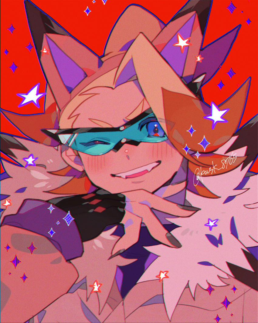 1boy absurdres animal_ears artist_name blush brown_coat coat colored_tips commentary_request cosplay fake_animal_ears fangs fingerless_gloves fur-trimmed_coat fur_trim gen_7_pokemon gloves gordie_(pokemon) halloween hand_on_own_chin highres kawasaki_(kwsk_8765) looking_at_viewer lycanroc lycanroc_(cosplay) male_focus multicolored_hair nail_polish nintendo one_eye_closed open_mouth partially_opaque_sunglasses pokemon pokemon_swsh red_background smile sparkle star_(symbol) sunglasses twitter_username white_hair