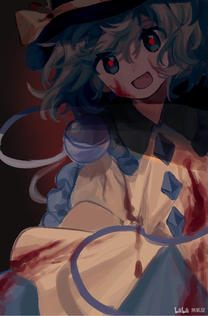1girl :d black_hat blood blood_on_clothes blood_on_face blouse blush bow buttons chinese_commentary commentary_request cowboy_shot dark diamond_button frilled_shirt_collar frills green_eyes green_hair green_skirt hair_between_eyes hat hat_bow highres komeiji_koishi looking_at_viewer medium_hair notice_lines open_mouth penniky0119 procreate_(medium) red_pupils shirt skirt smile solo third_eye touhou watermark yellow_bow yellow_shirt