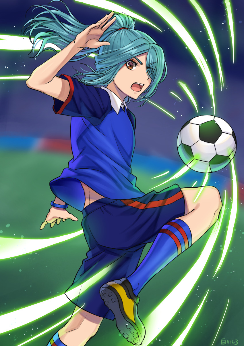 1boy absurdres aqua_hair ball blue_shirt blue_shorts blue_socks brown_eyes hair_over_one_eye hair_tie highres inazuma_eleven_(series) inazuma_japan kazemaru_ichirouta knee_up kneehighs long_hair looking_at_viewer male_focus midriff_peek multicolored_footwear open_mouth playing_sports ponytail shirotoge shirt shorts soccer_ball soccer_field soccer_uniform socks solo sportswear wristband