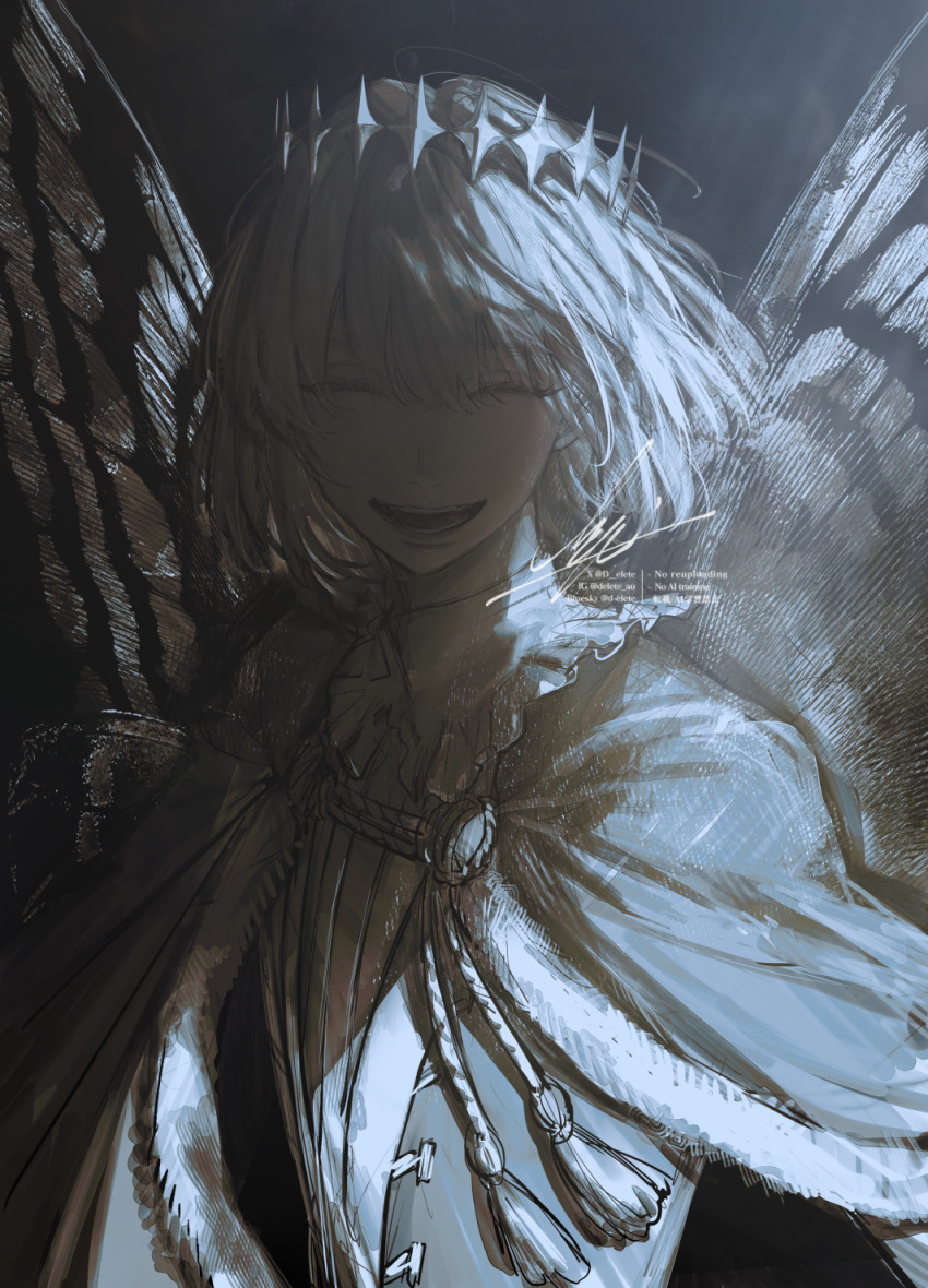 1boy arthropod_boy au_(d_elete) bug butterfly_wings cape cloak commentary crown dragonfly_wings fate/grand_order fate_(series) fur-trimmed_cape fur-trimmed_cloak fur_trim highres insect insect_wings moth oberon_(fate) smile wing_cape wings