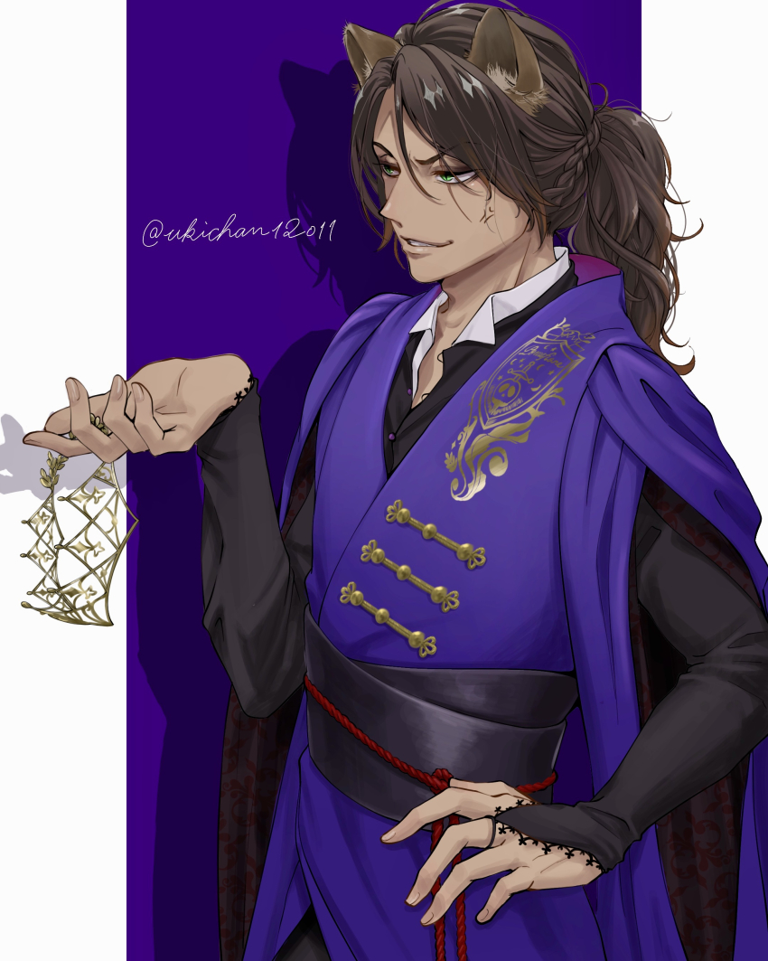 1boy absurdres animal_ears bridal_gauntlets brown_hair commentary_request cosplay cowboy_shot green_eyes hand_on_own_hip headpiece highres leona_kingscholar lion_boy lion_ears long_hair looking_to_the_side male_focus ponytail purple_background scar scar_across_eye scar_on_face solo twisted_wonderland ukichan12011 vil_schoenheit vil_schoenheit_(cosplay)