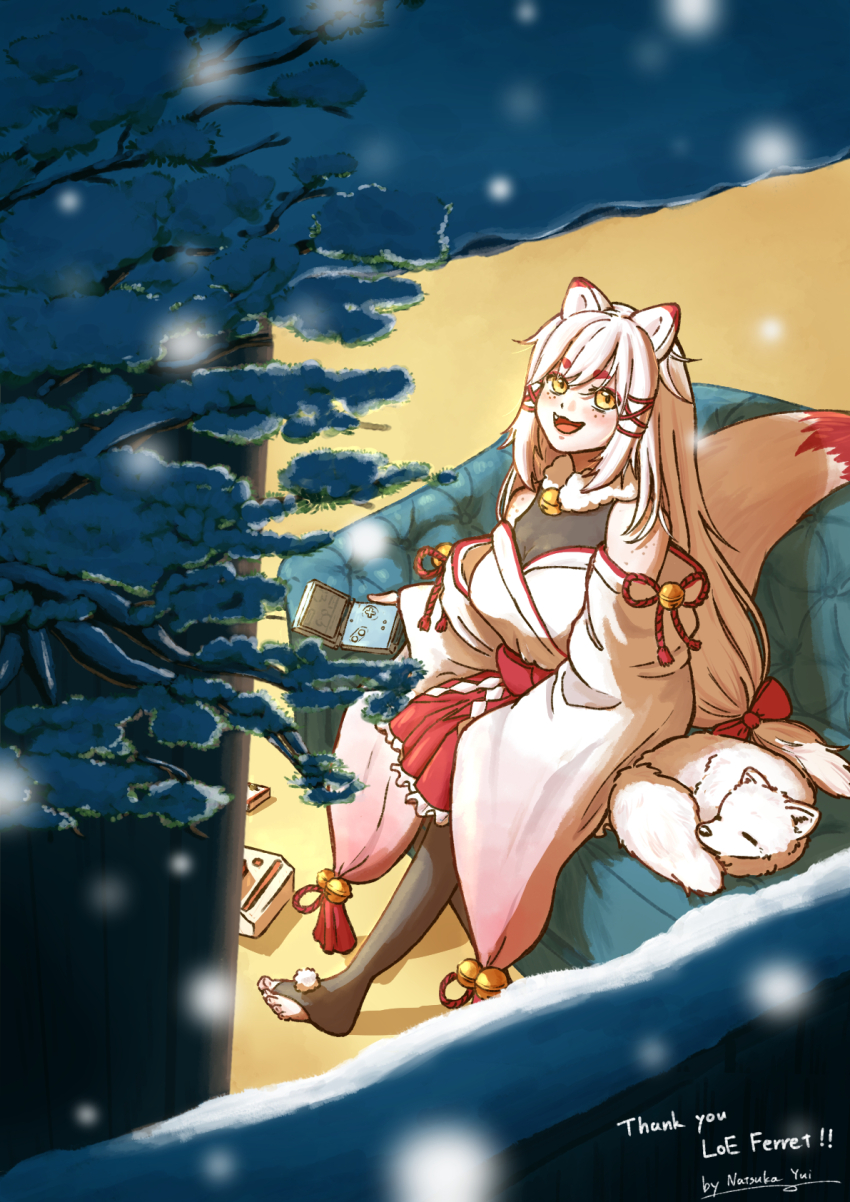 1girl animal_ears black_bodysuit body_freckles bodysuit bow breasts commission fox_ears fox_girl fox_tail freckles frills fur_collar gohei hair_between_eyes hair_bow hair_ornament hair_ribbon highres indie_virtual_youtuber japanese_clothes kagari_kitsune large_breasts long_hair long_sleeves messy_hair multicolored_hair nontraditional_miko pink_hair red_ribbon ribbon sidelocks sitting skeb_commission skirt sleeves_past_fingers sleeves_past_wrists slit_pupils snowing tail white_hair yellow_eyes