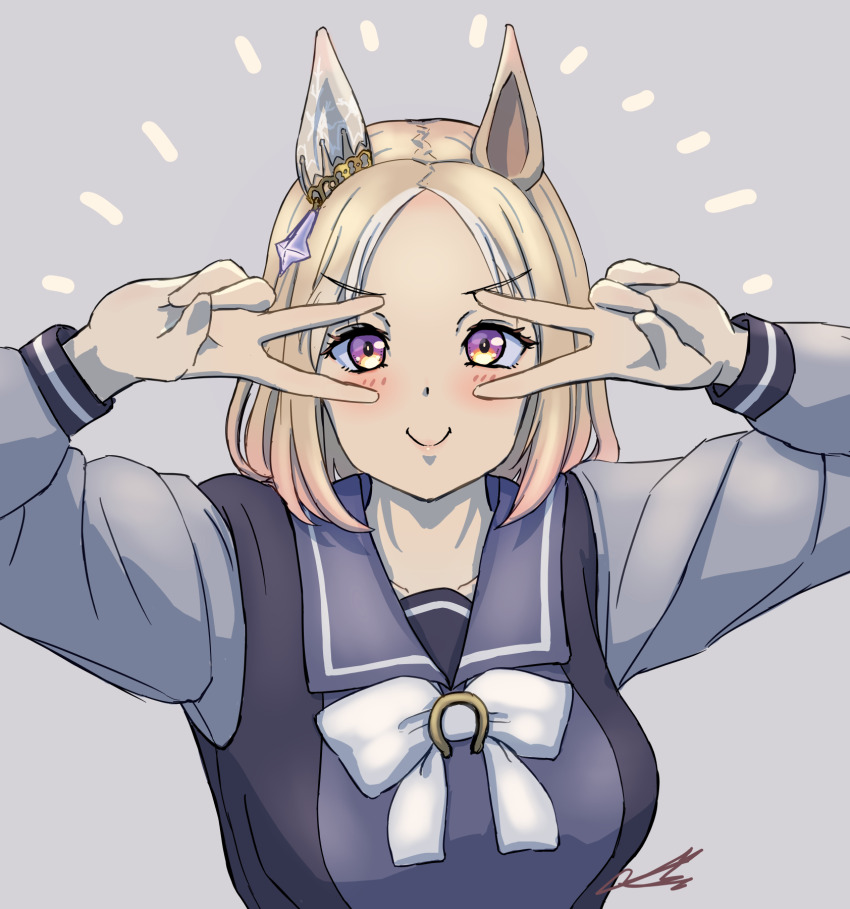 1girl animal_ears blonde_hair bow bowtie breasts double_v ear_covers grey_background highres horse_ears horse_girl horseshoe_ornament large_breasts long_sleeves looking_at_viewer narita_top_road_(umamusume) purple_eyes purple_serafuku purple_shirt sailor_collar sailor_shirt school_uniform serafuku shirt short_hair signature simple_background single_ear_cover smile solo tanasiso tracen_school_uniform umamusume upper_body v white_bow white_bowtie
