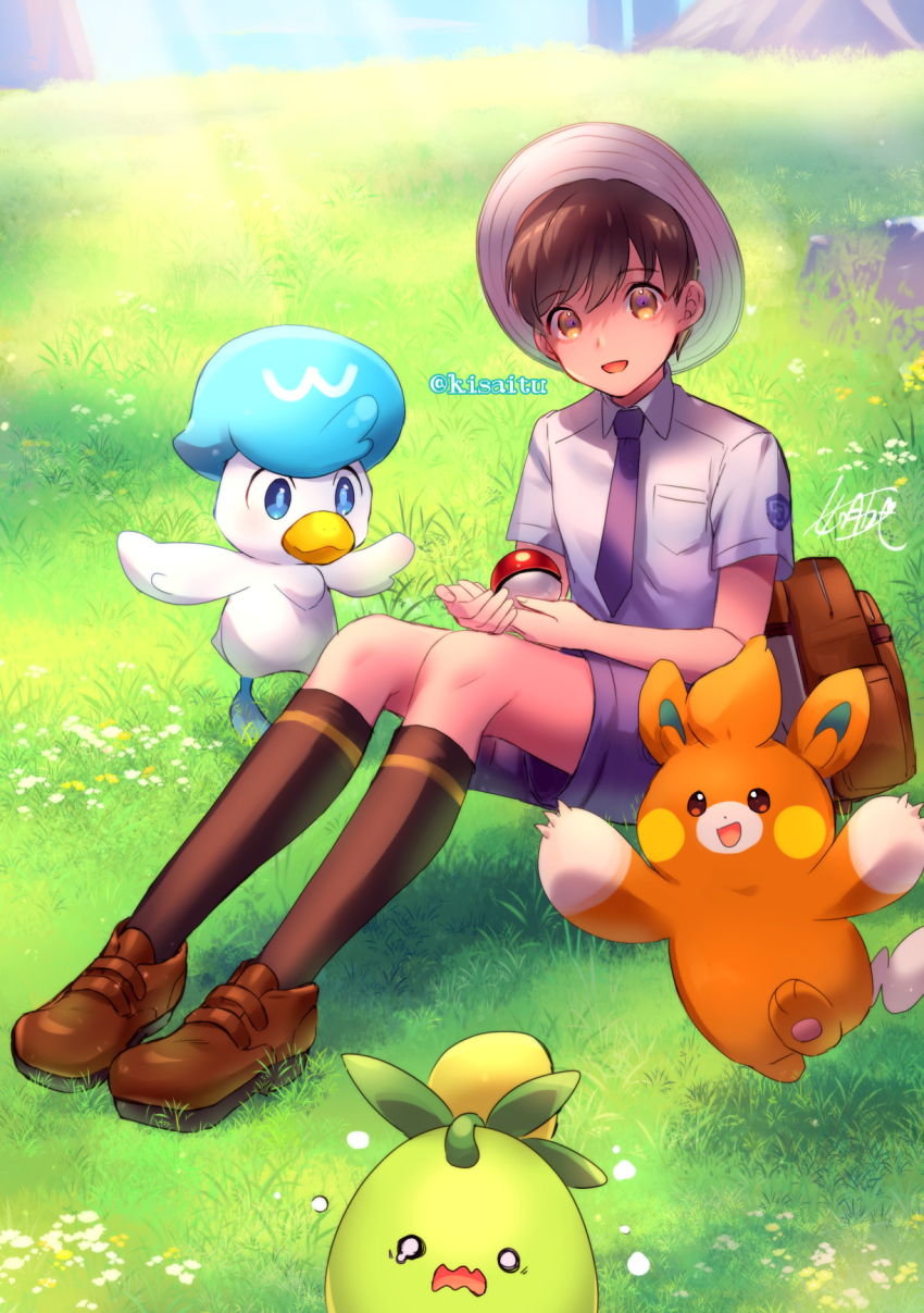 1boy brown_eyes brown_footwear brown_hair brown_legwear collared_shirt commentary_request creatures_(company) day florian_(pokemon) game_freak grass grey_headwear grey_shirt hat highres holding holding_poke_ball kisaragi_itsuka_(aufheben) kneehighs male_focus necktie nintendo open_mouth outdoors pawmi poke_ball poke_ball_(basic) pokemon pokemon_(creature) pokemon_sv quaxly shirt shoes short_hair short_sleeves shorts sitting smile smoliv socks