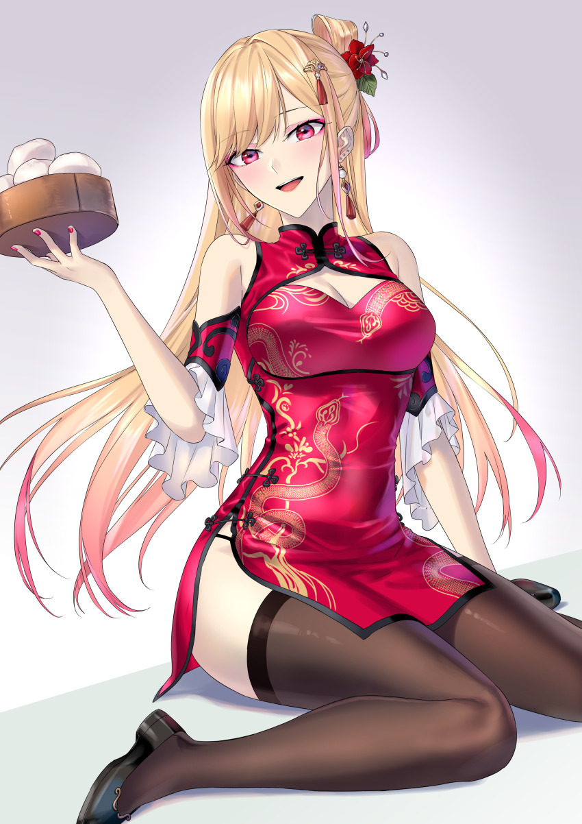 1girl absurdres blonde_hair breasts brown_thighhighs china_dress chinese_clothes cleavage dress ear_piercing earrings eyeliner flower food hair_flower hair_ornament hairclip highres holding holding_food jewelry kitagawa_marin looking_at_viewer makeup medium_breasts pelvic_curtain piercing pink_eyeliner red_dress red_eyes red_nails sitting solo sono_bisque_doll_wa_koi_wo_suru steamed_bun suprii tassel tassel_earrings tassel_hair_ornament thighhighs wariza