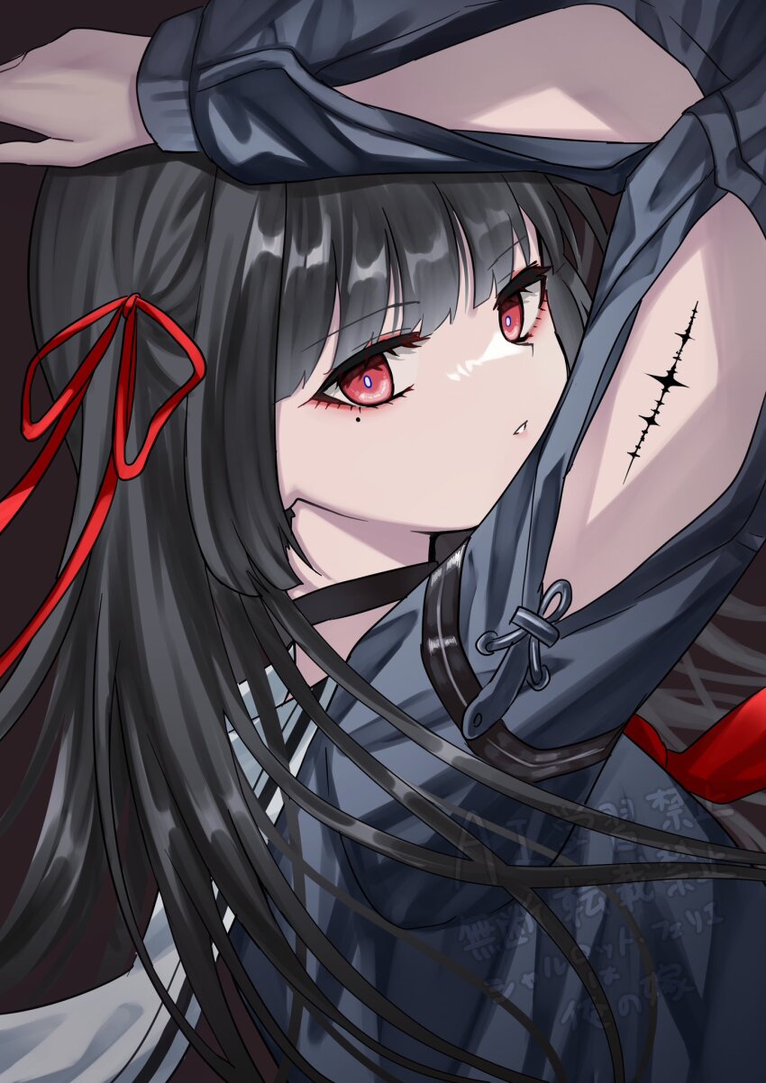 1girl arm_cutout arm_up black_choker black_hair black_shirt bright_pupils chisa_(wuthering_waves) choker commentary from_side hair_ribbon highres long_hair looking_at_viewer looking_to_the_side mole mole_under_eye neckerchief parted_lips red_eyes red_neckerchief red_ribbon ribbon sailor_collar shirt solo tacet_mark_(wuthering_waves) uissu upper_body white_pupils white_sailor_collar wuthering_waves