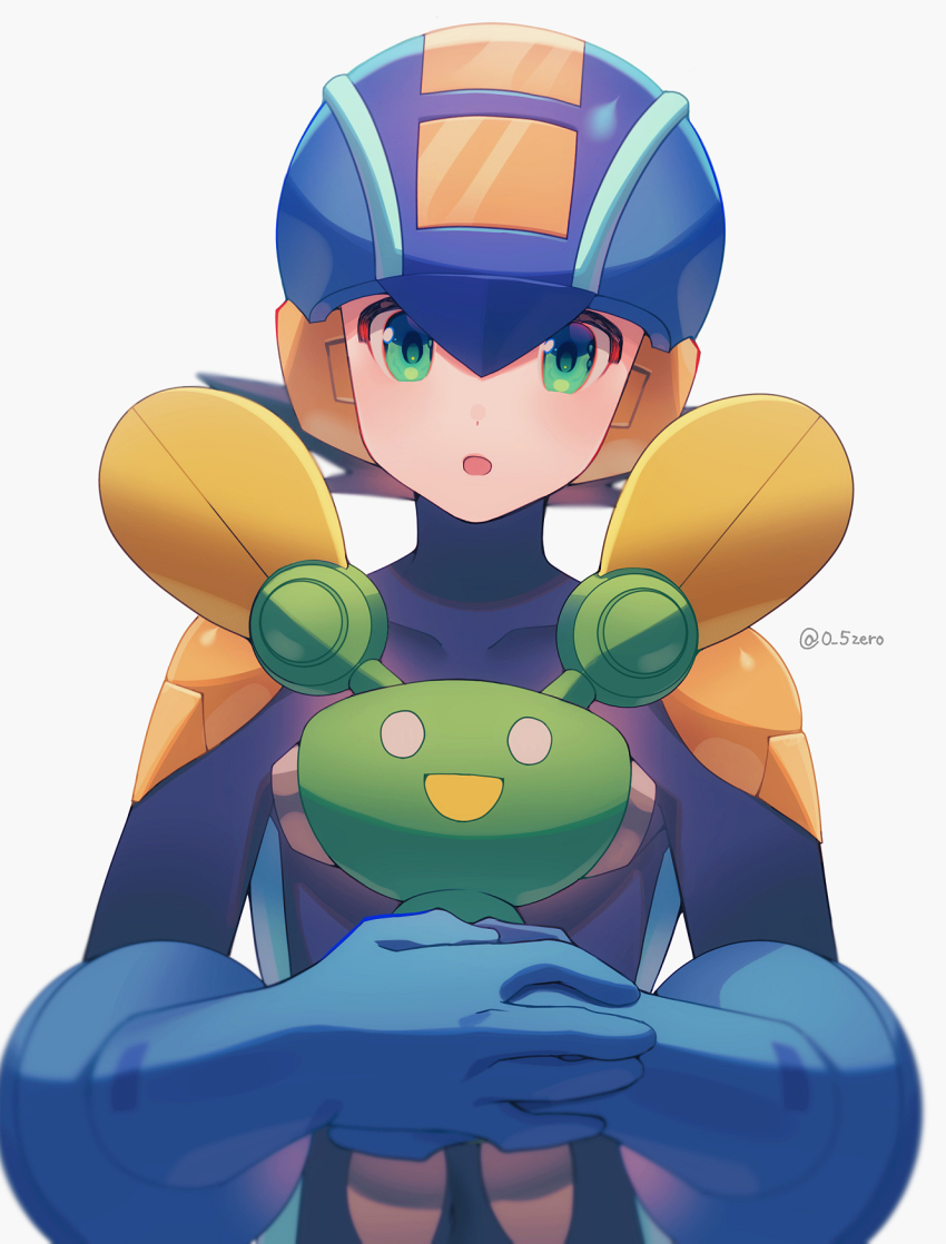 1boy :d blue_bodysuit blue_headwear blue_helmet bodysuit brown_hair commentary_request covered_collarbone green_eyes happy helmet highres holding looking_at_viewer male_focus mega_man_(series) mega_man_battle_network_(series) megaman.exe mr._prog_(mega_man) netnavi open_mouth simple_background smile spiked_hair straight-on twitter_username upper_body white_background zero-go