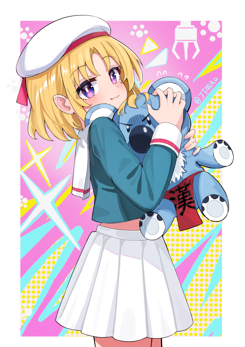 1girl :3 absurdres artist_name ben-day_dots beret blonde_hair blush child cowboy_shot flying_sweatdrops game_center_shoujo_to_ibunka_kouryuu green_shirt hat highres holding holding_stuffed_toy jtmika lily_baker looking_at_viewer midriff_peek otokogi_koala outside_border pink_background purple_eyes red_loincloth school_uniform screentones shirt short_hair skirt smile stuffed_koala stuffed_toy sweatdrop white_skirt