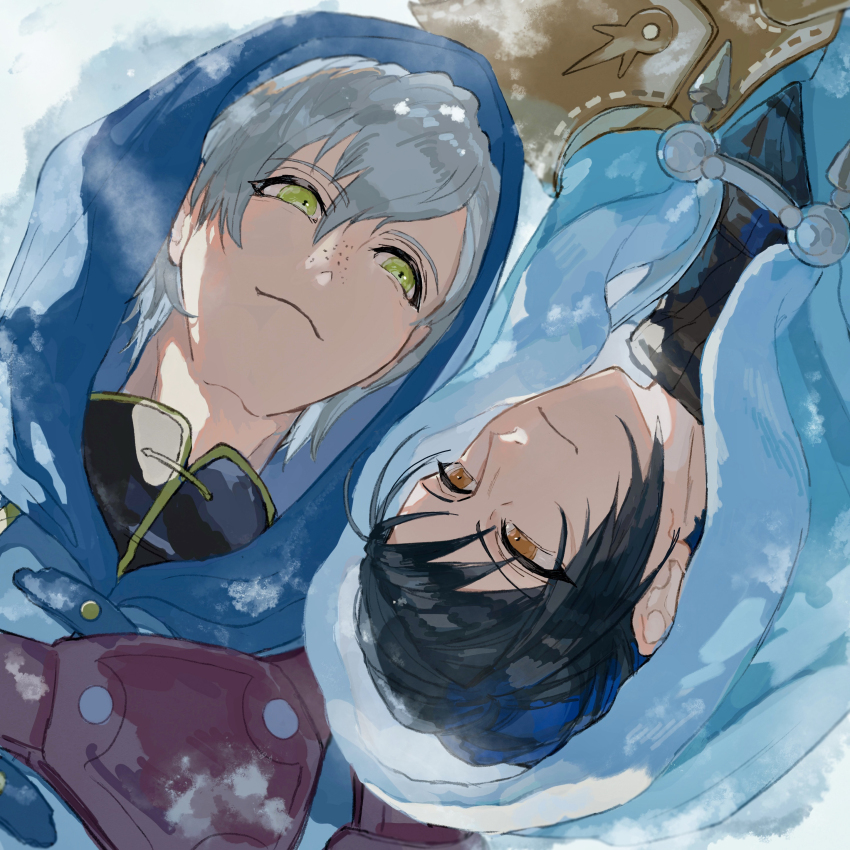 2boys absurdres aqua_hood armor ashe_ubert ashe_ubert_(timeskip) black_hair black_shirt blue_hood cape closed_mouth commentary_request felix_hugo_fraldarius felix_hugo_fraldarius_(timeskip) fire_emblem fire_emblem:_three_houses freckles fur-trimmed_hood fur_trim green_eyes grey_hair hair_between_eyes highres hood hood_up hooded_cape leather_armor looking_to_the_side looking_up male_focus multiple_boys nintendo orange_eyes otorixxx shirt short_hair sideways_glance turtleneck upper_body white_fur