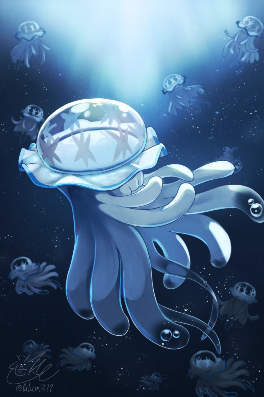 animal_focus artist_name blue_background blue_theme bubble from_side full_body gen_7_pokemon highres jellyfish nihilego nintendo no_humans outdoors pokemon pokemon_(creature) signature solo_focus tatsumi_(panneko) tentacles twitter_username ultra_beast underwater