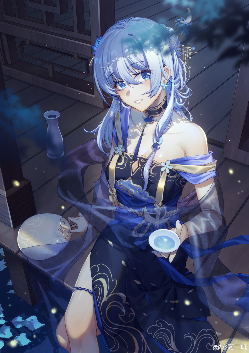 1girl absurdres aer_(tengqiu) bare_shoulders blue_dress blue_eyes blue_hair bottle breasts choker cleavage cup dress earrings flower hair_between_eyes hair_ornament hair_stick hand_fan highres holding holding_cup jewelry long_hair looking_at_viewer low-tied_sidelocks original parted_lips sakazuki sake_bottle sidelocks sitting solo tuanshan water watermark weibo_watermark