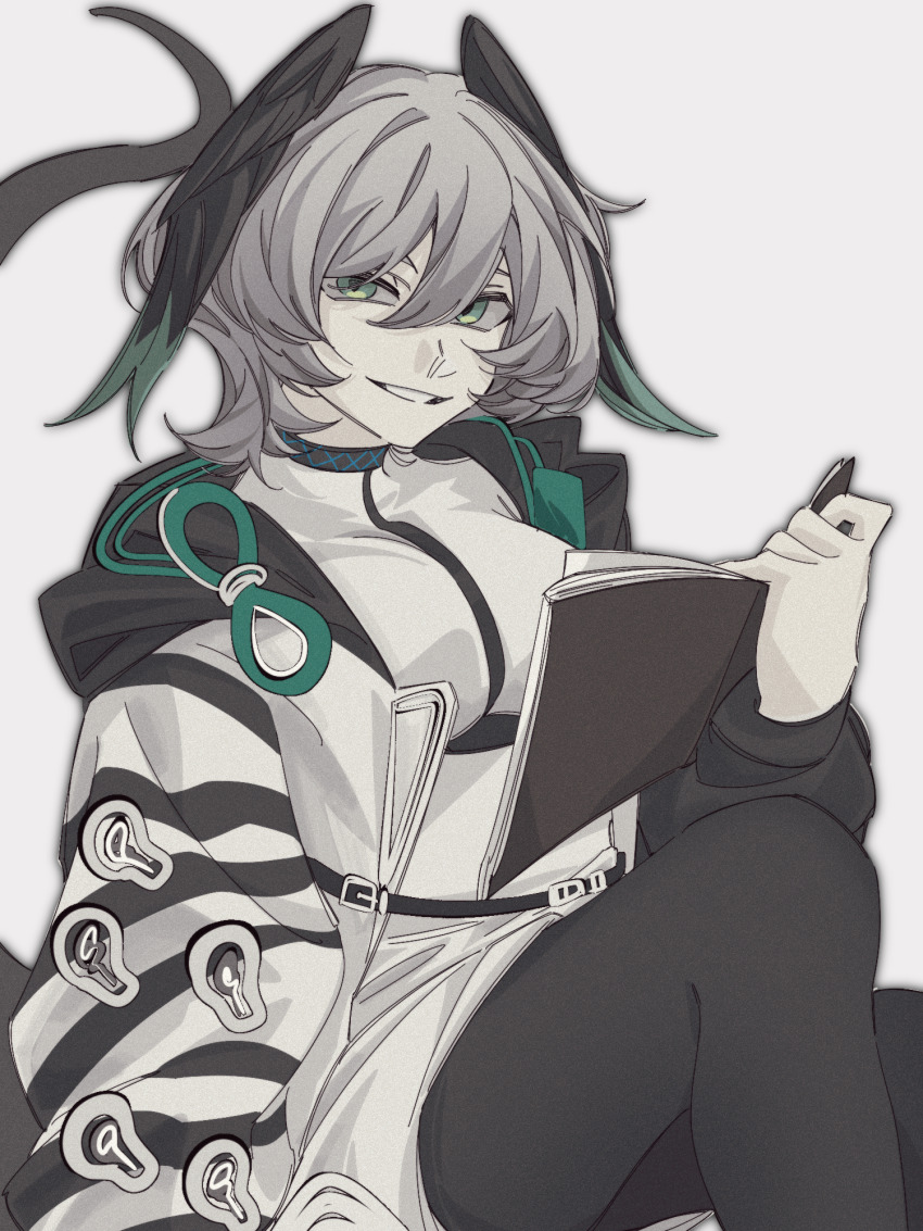 1girl arknights black_pantyhose book chinese_commentary coat dress feathered_wings green_eyes grey_background grey_dress grey_hair hair_between_eyes head_wings highres ho&#039;olheyak_(arknights) holding holding_book hood hood_down knee_up looking_at_viewer looking_to_the_side open_book open_clothes open_coat pantyhose parted_lips short_hair simple_background sitting smile snake_girl snake_tail solo tail wavy_hair wings xingying217