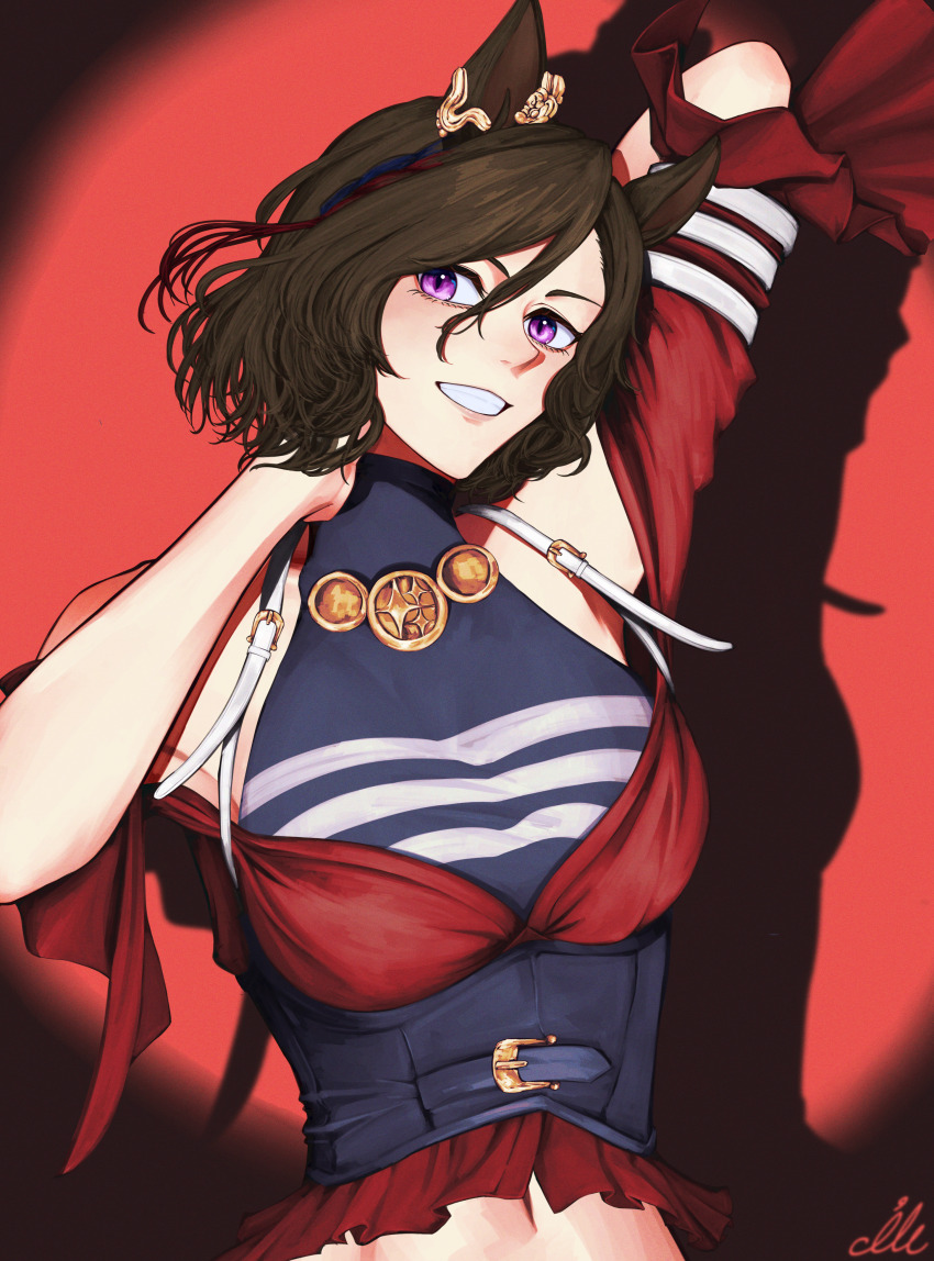 1girl absurdres aile_0315 animal_ears arm_up bare_shoulders breasts brown_hair gloves grin hair_between_eyes highres horse_ears horse_girl large_breasts long_sleeves looking_at_viewer midriff_peek purple_eyes red_background red_gloves shadow short_hair simple_background smile solo tap_dance_city_(umamusume) umamusume upper_body