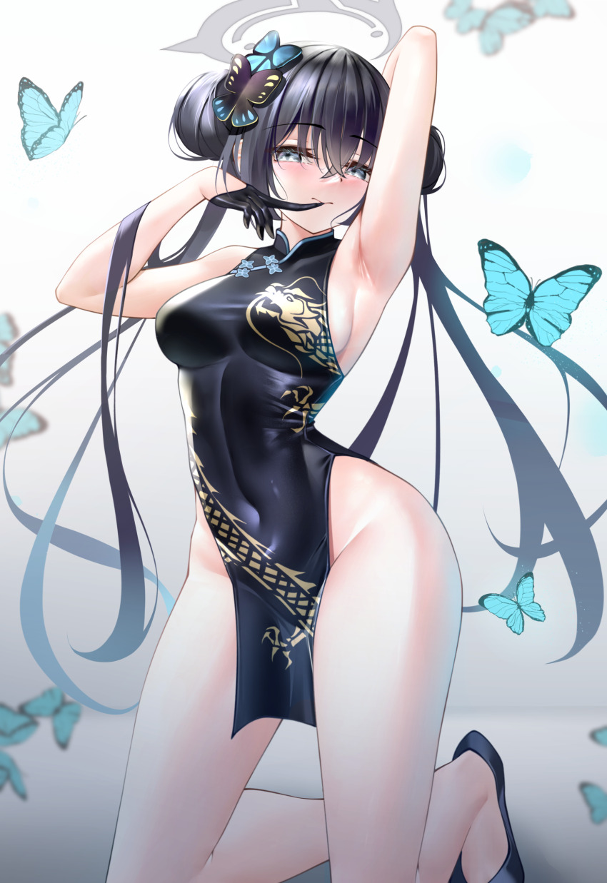 1girl absurdres alternate_breast_size arm_behind_head armpits biting biting_glove black_dress black_gloves black_hair blue_archive blue_butterfly blush breasts bug butterfly butterfly_hair_ornament china_dress chinese_clothes chinese_commentary commentary_request covered_navel cowboy_shot double_bun dress glove_pull gloves grey_eyes grey_halo hair_between_eyes hair_bun hair_ornament halo highres insect kisaki_(blue_archive) long_hair looking_at_viewer medium_breasts mepurin_(scarlet59833) mixed-language_commentary no_panties partial_commentary pelvic_curtain sideboob solo very_long_hair white_background