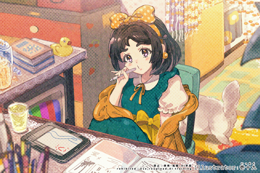 1girl animal artist_name black_hair blush book book_stack bow cat chair closed_mouth commentary_request cup drawing_tablet dress drink drinking_glass green_dress hairband highres holding holding_pen indoors ittokyu jar knees_up looking_up neck_ribbon o3o on_chair open_book orange_bow orange_hairband orange_ribbon original pen pinafore_dress polka_dot polka_dot_bow polka_dot_hairband puffy_short_sleeves puffy_sleeves purple_eyes ribbon rubber_duck shelf shirt short_hair short_sleeves sitting sleeveless sleeveless_dress solo table tablecloth thick_eyebrows thinking white_shirt yellow_bow