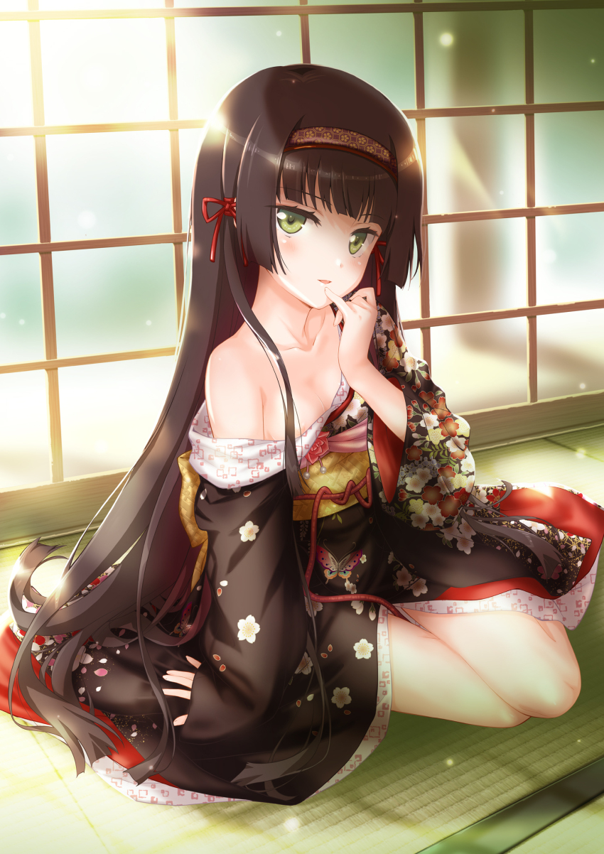 1girl bare_shoulders bishoujo_mangekyou bishoujo_mangekyou:_kotowari_to_meikyuu_no_shoujo bishoujo_mangekyou_(series) black_hair black_kimono blush breasts collarbone commentary_request floral_print green_eyes hairband highres hime_cut indoors japanese_clothes kimono light_smile long_hair looking_at_viewer off_shoulder parted_lips print_kimono renge_(bishoujo_mangekyou) second-party_source shida_kazuhiro shouji sitting sliding_doors small_breasts solo sunlight tatami very_long_hair