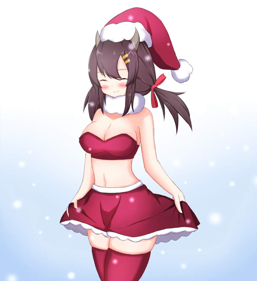 1girl alternate_costume azur_lane bare_shoulders blush bow breasts brown_hair christmas cleavage closed_eyes clothes_lift collarbone fur_scarf fur_trim gradient_background hair_between_eyes hair_bow hair_ornament hairclip hat highres horns large_breasts low_twintails medium_hair midriff nagara_(azur_lane) navel red_bow red_skirt red_thighhighs remingu santa_costume santa_hat scarf short_twintails sidelocks skindentation skirt skirt_hold skirt_lift smile snow solo strapless thighhighs twintails white_scarf zettai_ryouiki