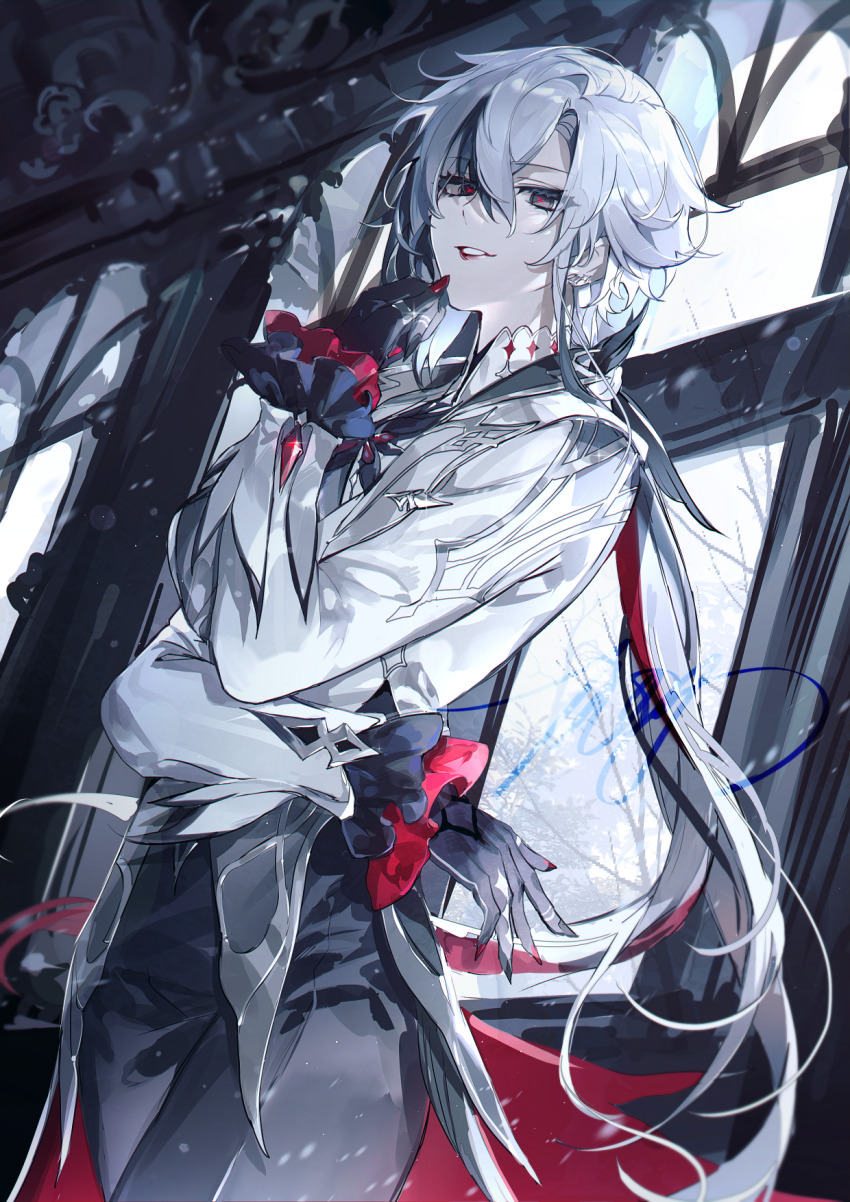 1girl arlecchino_(genshin_impact) black_eyes black_hair closed_mouth coat crossed_arms formal_clothes fur_trim genshin_impact gloves grey_hair hair_between_eyes highres jewelry long_hair looking_at_viewer low_ponytail mors_gn multicolored_hair pants ponytail red_lips red_pupils smile solo streaked_hair suit symbol-shaped_pupils two-tone_hair white_hair x-shaped_pupils