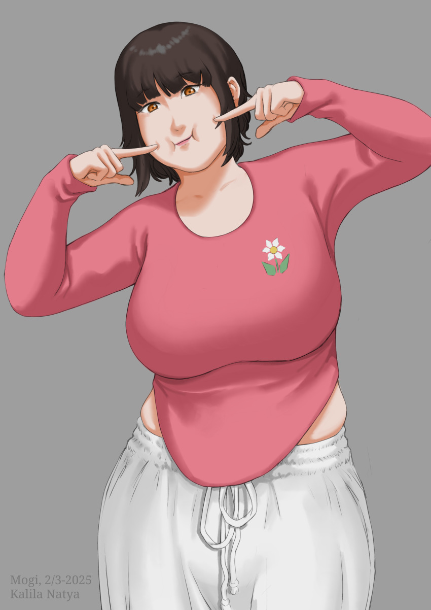 1girl absurdres artist_name breasts brown_eyes brown_hair dated grey_background highres kalila_natya large_breasts long_sleeves looking_at_viewer mogi_(pixiv112493921) original pants pink_shirt plump shirt short_hair simple_background solo standing white_pants