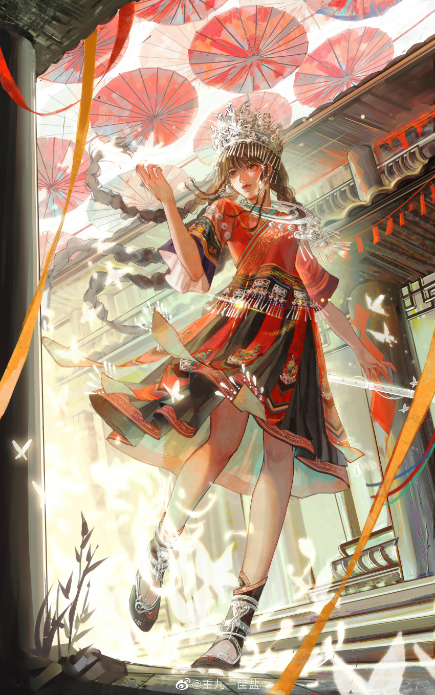 1girl absurdres black_shoes black_skirt blunt_bangs braid brown_eyes brown_hair bug butterfly chinese_commentary chongjiu_yi_kuang_yan closed_mouth commentary_request crown day expressionless fern floating_hair fringe_trim full_body highres insect jewelry leg_up light_particles lipstick long_hair looking_to_the_side low_twin_braids makeup medium_skirt necklace nikki_(series) oil-paper_umbrella outdoors pillar pleated_skirt red_lips red_maiden_(shining_nikki) red_shirt red_umbrella shining_nikki shirt shoes short_sleeves shrine sidelocks skirt sky socks solo standing streamers tassel twin_braids umbrella very_long_hair watermark weibo_watermark white_crown white_sky white_socks wind