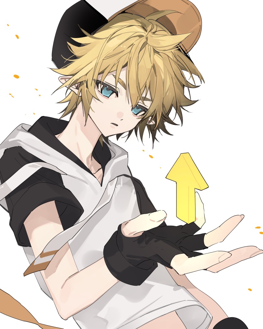 1boy absurdres ahoge aotu_world arrow_(symbol) baseball_cap black_gloves blonde_hair blue_eyes chinese_commentary fingerless_gloves gloves hair_between_eyes hat highres hood hood_down hoodie kayu_(yukagoin) king_(aotu_world) looking_at_viewer male_focus midriff multicolored_hoodie navel parted_lips pointy_ears shirt short_hair short_sleeves simple_background solo spiked_hair upper_body white_background white_hoodie
