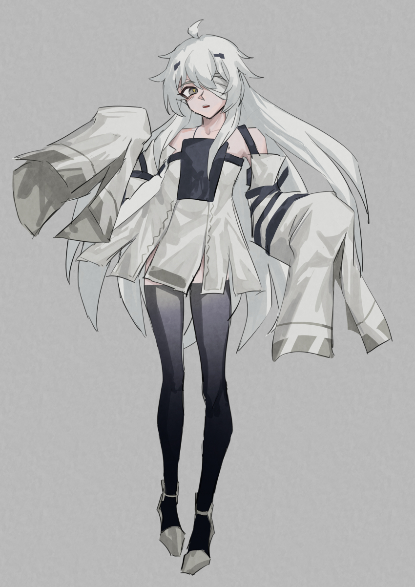 1girl absurdres ahoge bandage_over_one_eye bare_shoulders black_thighhighs dress full_body green_dress grey_background grey_hair grey_sleeves hair_between_eyes highres long_hair no._21:_xxi_(pgr) no._21_(pgr) parted_lips punishing:_gray_raven sidelocks sleeves_past_fingers sleeves_past_wrists solo takamatu_hajime teeth thighhighs upper_teeth_only very_long_hair yellow_pupils