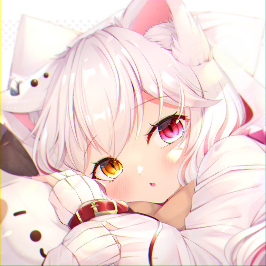 1girl animal_collar animal_ears chestnut_mouth close-up collar ear_piercing earrings fox_ears fox_girl heterochromia highres jewelry leash long_hair long_sleeves looking_at_viewer lying multicolored_hair open_mouth original piercing pillow pink_hair red_eyes shiira_(nya_rl) single_earring sleeves_past_wrists two-tone_hair white_hair yellow_eyes