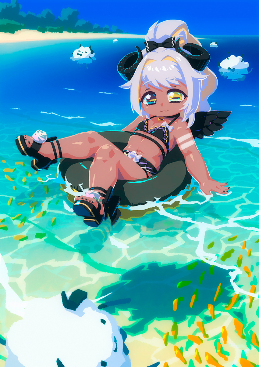 1girl :3 afloat amaryllis_gumi beach bikini black_bikini black_eyes black_nails black_sandals black_wings blonde_hair blue_sky caustics closed_mouth clownfish colored_inner_hair creature dark-skinned_female dark_skin day demon_girl feral_lemma fish flat_chest full_body grey_hair high_ponytail highres horizon horns long_hair multicolored_hair ocean on_innertube outdoors platform_sandals ponytail sandals school_of_fish shadow shallow_water sky smile solo swimsuit virtual_youtuber water wings yellow_eyes yotsutsuji_mayoi