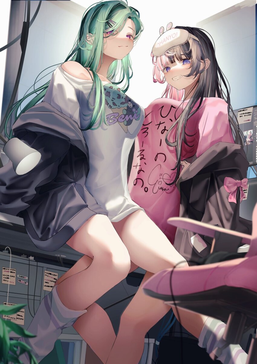 2girls asymmetrical_docking black_cardigan blunt_bangs box bra_strap breast_press breasts brown_cardigan brown_hair cable cardigan cardigan_partially_removed chair clothes_writing commentary_request desk desk_lamp electric_plug electrical_outlet forehead from_below gaming_chair green_hair grin hair_ornament hairclip highres lamp large_breasts leg_warmers long_hair long_sleeves looking_at_viewer loose_clothes loose_shirt loungewear minto_(minto_rururu) multicolored_hair multiple_girls no_pants official_alternate_costume official_alternate_hairstyle on_desk open_cardigan open_clothes pink_hair pink_shirt print_shirt purple_eyes shaded_face shirt sitting sleep_mask sleepwear smile smirk split-color_hair sticky_note swivel_chair tachibana_hinano tachibana_hinano_(5th_costume) virtual_youtuber vspo! white_shirt yakumo_beni yakumo_beni_(5th_costume)