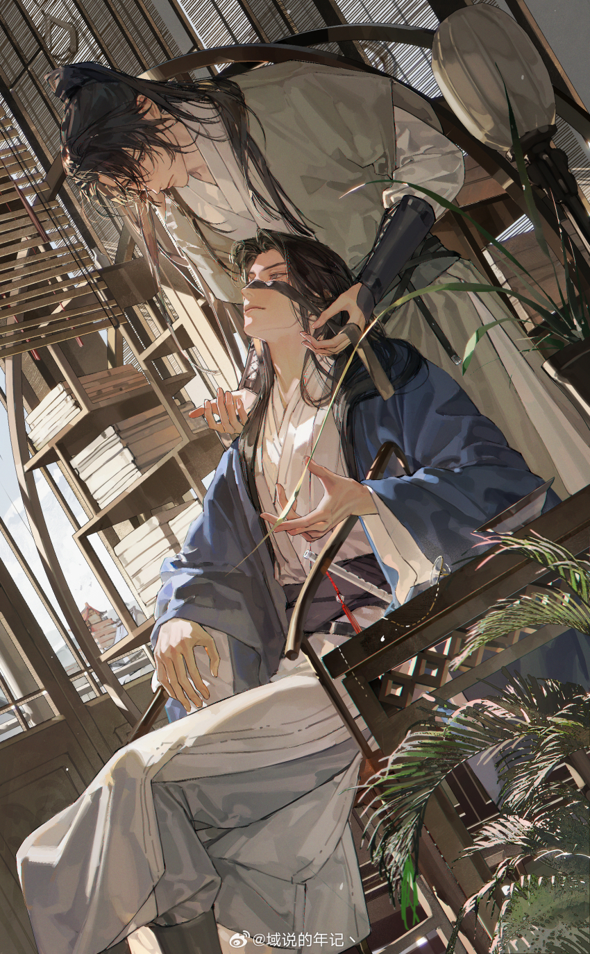 2boys absurdres architecture bent_over black_hair black_ribbon black_sash blue_robe blue_sky book book_stack brown_eyes chair chang_geng chinese_clothes chinese_commentary closed_mouth day dutch_angle east_asian_architecture flute grey_eyes gu_yun hanfu high_ponytail highres holding holding_ribbon indoors instrument lantern long_hair long_sleeves looking_at_another looking_down male_focus mole mole_under_eye monocle multiple_boys open_hand plant ponytail potted_plant ribbon robe sash sha_po_lang shelf sitting sky smile standing table tassel unworn_eyewear watermark weibo_watermark white_hanfu wide_sleeves window window_blinds yu_shuo_de_nian_ji_zhu