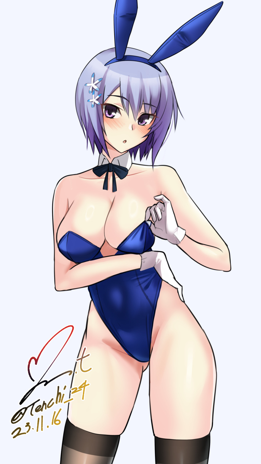 animal_ears black_bow black_bowtie blue_hair blue_leotard bow bowtie breasts brown_thighhighs cleavage detached_collar fake_animal_ears gloves highres leotard maji_de_watashi_ni_koi_shinasai! medium_breasts playboy_bunny purple_eyes rabbit_ears shiina_miyako short_hair simple_background strapless strapless_leotard thighhighs white_background white_gloves yoo_tenchi