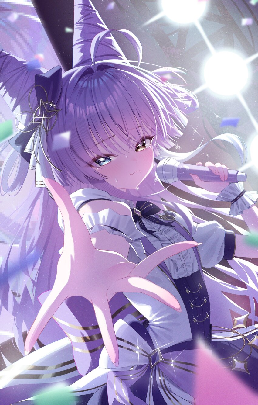 1girl absurdres ahoge blue_eyes bow center_frills choigoli closed_mouth commentary cone_hair_bun cowboy_shot double_bun film_grain frilled_shirt frills glint hair_bow hair_bun hair_intakes hand_up heterochromia highres holding holding_microphone long_hair looking_at_viewer microphone multicolored_bow outstretched_arm palms purple_hair reaching reaching_towards_viewer shirt short_sleeves solo spread_fingers stage_lights standing stellive sweat symbol-only_commentary tenko_shibuki virtual_youtuber white_shirt wispy_bangs yellow_eyes