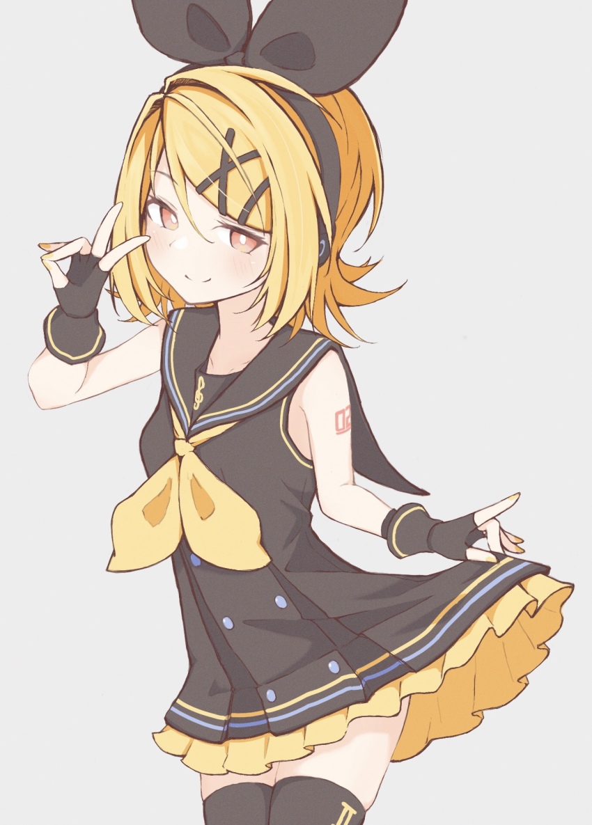 1girl bare_arms black_bow black_dress black_gloves black_sailor_collar black_thighhighs blonde_hair bow bow_hairband cidre_db clothes_lift collared_shirt commentary cowboy_shot dress fingerless_gloves frilled_skirt frills gloves grey_background hair_bow hair_ornament hairband hairclip hand_up headphones highres kagamine_rin light_blush mikumikudance musical_note musical_note_print nail_polish neckerchief red_eyes sailor_collar shirt short_hair shoulder_tattoo skindentation skirt skirt_lift sleeveless sleeveless_shirt smile solo standing swept_bangs tattoo thighhighs treble_clef v vocaloid sour_model_(mikumikudance) yellow_nails yellow_neckerchief