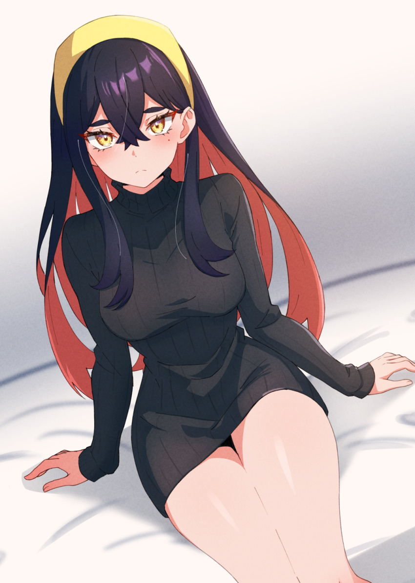 1girl alternate_costume black_dress black_hair breasts carmine_(pokemon) closed_mouth colored_inner_hair commentary_request crossed_bangs dress eyelashes frown hairband highres kamidan looking_at_viewer loose_hair_strand mole mole_under_eye multicolored_hair nintendo on_bed pencil_dress pokemon pokemon_sv red_hair sitting solo two-tone_hair yellow_eyes yellow_hairband