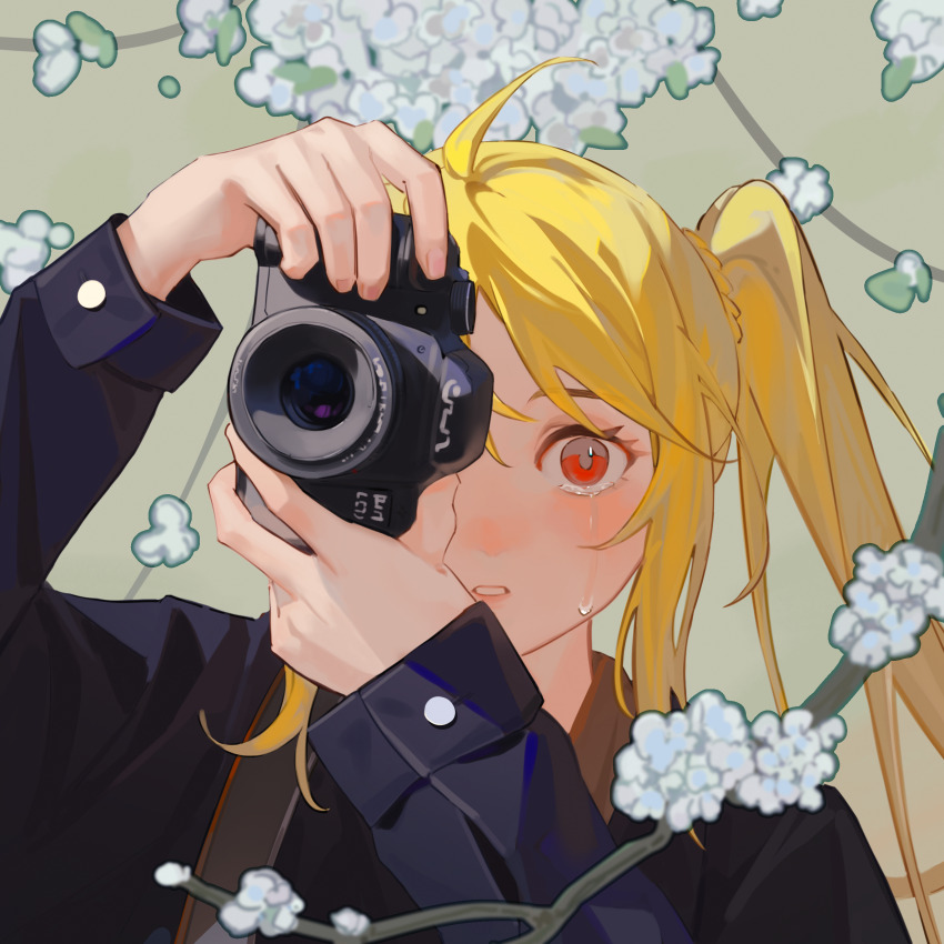 1girl absurdres ahoge blonde_hair blue_shirt bocchi_the_rock! branch brown_background bud camera cherry_blossoms chinese_commentary commentary_request crying crying_with_eyes_open eyelashes floral_background flower highres holding holding_camera ijichi_nijika leaf light_blush long_hair long_sleeves looking_at_viewer one_eye_covered open_mouth pink_lips ponytail_with_braided_base red_eyes sad shirt side_ponytail solo streaming_tears suspenders taking_picture tears teeth upper_body very_long_hair white_flower xiao&#039;er_yushiwuzheng