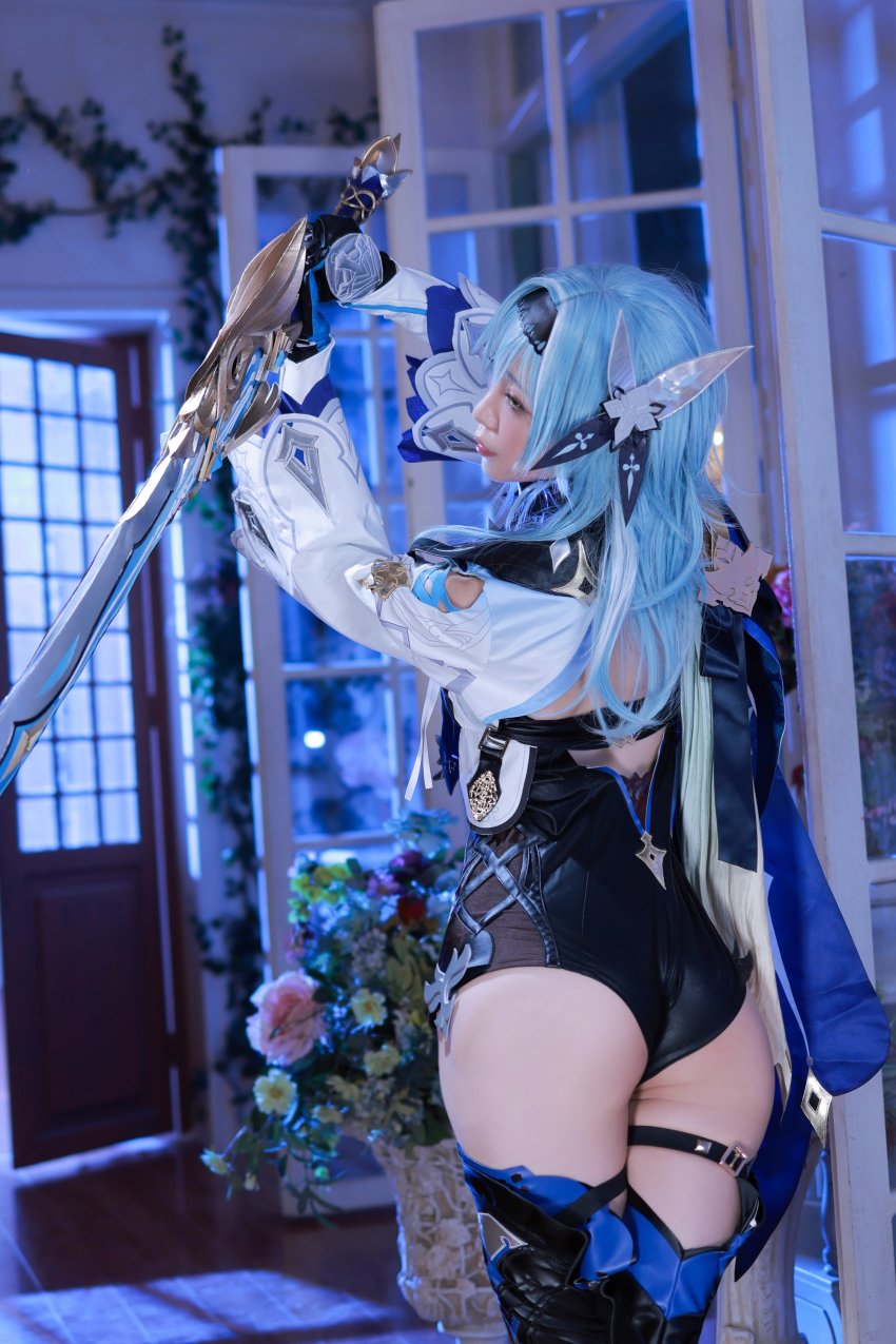 1girl absurdres aqua28551264 ass blue_hair cape cosplay eula_(genshin_impact) eula_(genshin_impact)_(cosplay) from_behind genshin_impact gloves greatsword hair_ornament hairband highres leotard long_hair looking_at_viewer photo_(medium) shiny_clothes shiny_skin smile solo sword thigh_strap thighhighs weapon