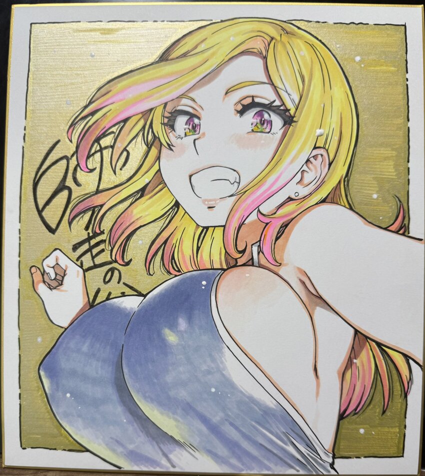 1girl bare_shoulders blonde_hair blush blushing_female bouncing_breasts breasts colorized earrings gold_background highres jewelry large_breasts long_hair looking_at_viewer miruka mouth_hold multicolored_hair purple_eyes shikishi shiwasu_no_okina sideboob sign smile solo swing tagme teeth_hold traditional_media two-tone_hair visible_ears yellow_background