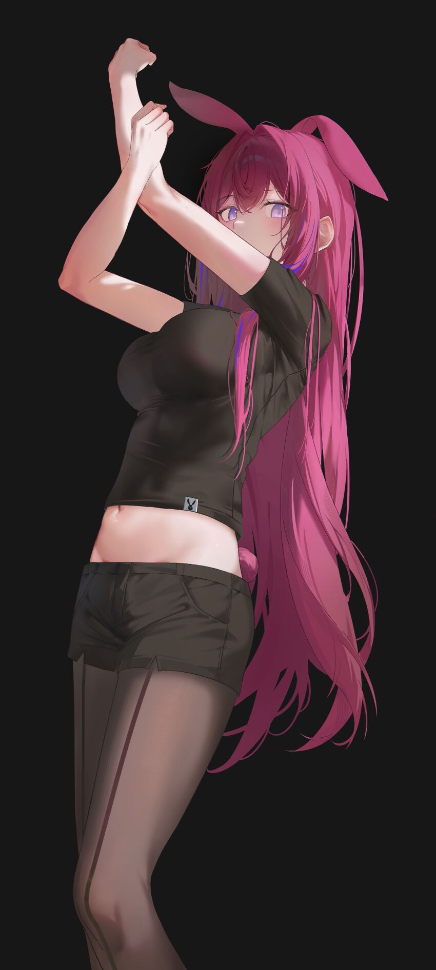 1girl absurdres animal_ears arknights arms_up black_background black_shirt black_shorts breasts brown_pantyhose covering_own_mouth crop_top highres incredibly_absurdres large_breasts long_hair looking_at_viewer midriff multicolored_hair navel pantyhose pink_hair purple_eyes rabbit_ears rabbit_girl rabbit_tail ray_(arknights) shirt short_shorts short_sleeves shorts simple_background solo stomach streaked_hair tail very_long_hair zapik