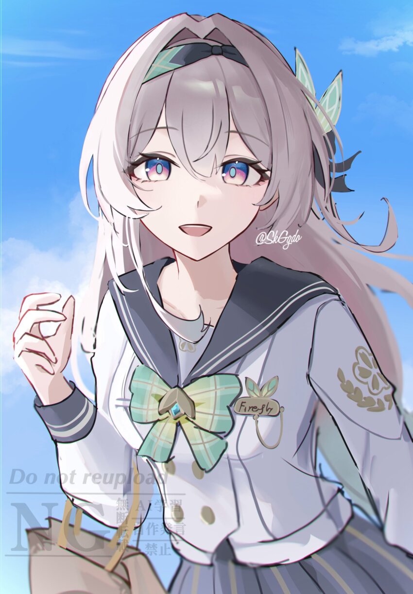 1girl akiyu_(skggdo) bag black_hairband black_ribbon blue_sky bow bowtie buttons cloud cloudy_sky collared_shirt double-breasted firefly_(honkai:_star_rail) firefly_(spring_missive)_(honkai:_star_rail) gradient_hair green_bow green_bowtie green_eyes grey_hair grey_sailor_collar grey_skirt hair_between_eyes hair_intakes hair_ornament hair_ribbon hairband highres holding holding_bag honkai:_star_rail honkai_(series) long_hair multicolored_eyes multicolored_hair open_mouth paper_bag plaid_bow plaid_bowtie plaid_clothes pleated_skirt ribbon sailor_collar shirt skirt sky smile solo teeth twitter_username two-tone_eyes upper_teeth_only white_shirt