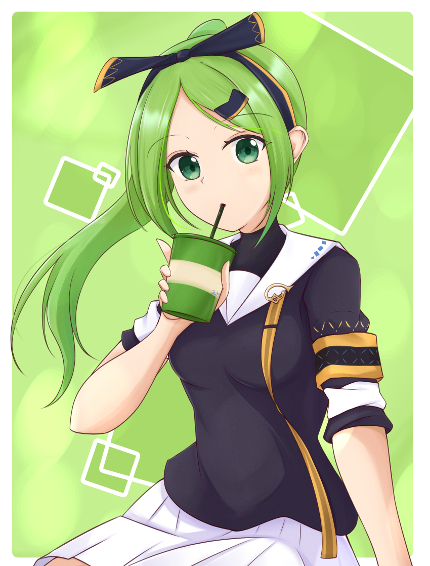 1girl 22/7 absurdres black_skirt black_undershirt border bow bow_hairband cup disposable_cup drinking_straw drinking_straw_in_mouth green_background green_eyes green_hair hair_bow hair_ornament hairband hairclip high_ponytail highres holding holding_cup kiryu_touko outside_border parted_bangs pleated_skirt ponytail sailor_collar school_uniform sitting skirt sleeves_rolled_up solo takumitu_711 two-tone_bow two-tone_hairband white_border white_sailor_collar white_skirt