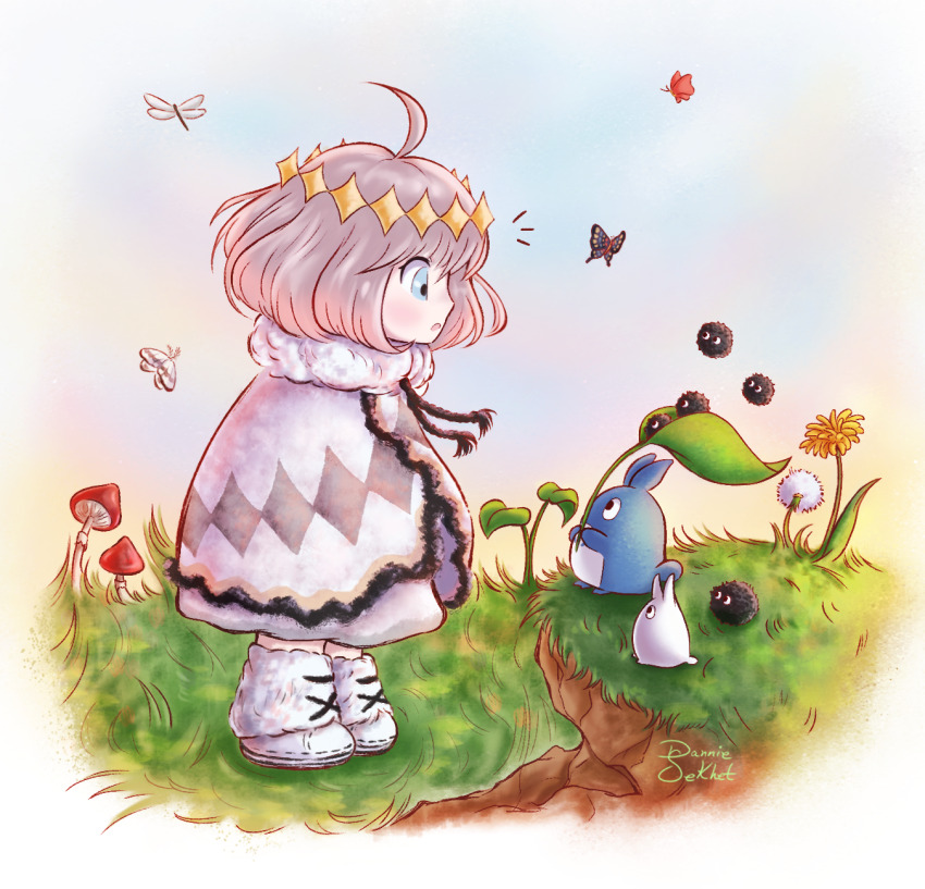 1boy ahoge blonde_hair blue_eyes blue_fur boots bug butterfly cape chibi crown dandelion dannie_dewitt diamond_(shape) diamond_crown diamond_hairband diamond_print dot_nose dragonfly dress dust_bunny fate/grand_order fate_(series) flower frills fur-trimmed_cape fur_boots fur_trim grass hairband highres holding insect leaf mini_person mushroom nature oberon_(fate) plant puffy_cheeks rilled_sleeves studio_ghibli surprised susuwatari white_cape white_dress yellow_crown yellow_hairband